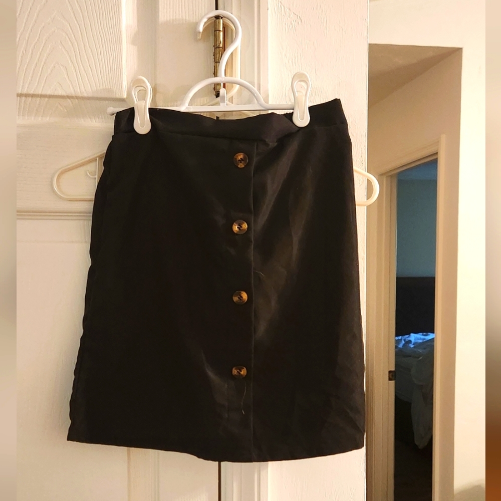 A black skirt